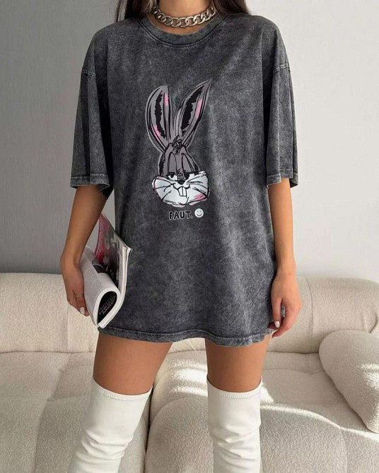 Летняя женская футболка 