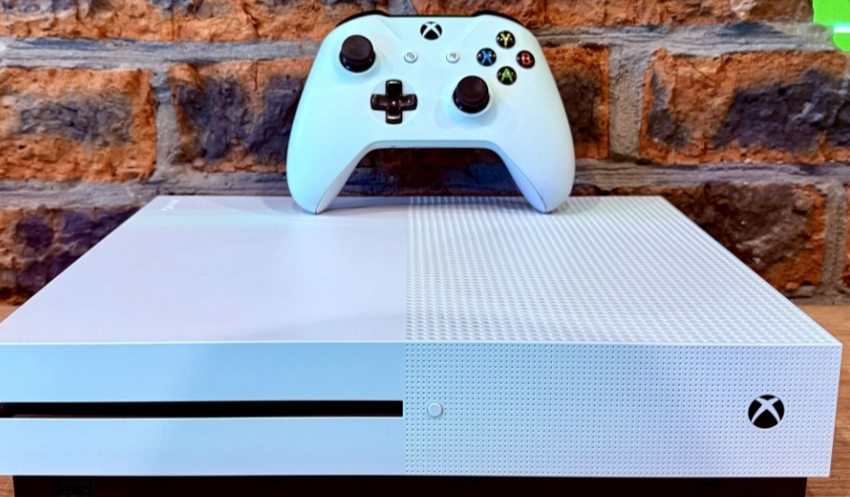 Приставка Xbox One S Киев - изображение 1