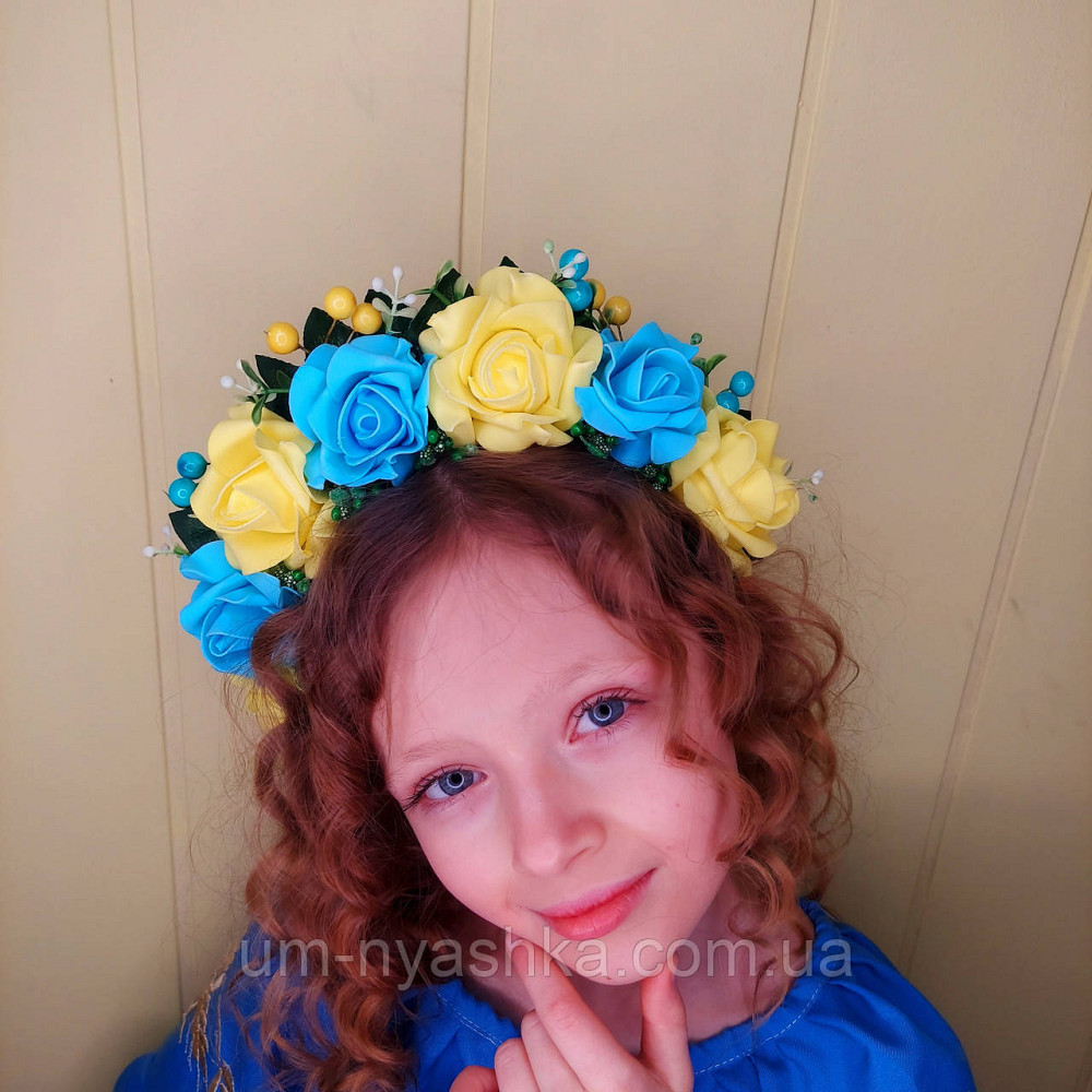 Жовто-блакитний віночок з трояндами Кривий Ріг - фото 2