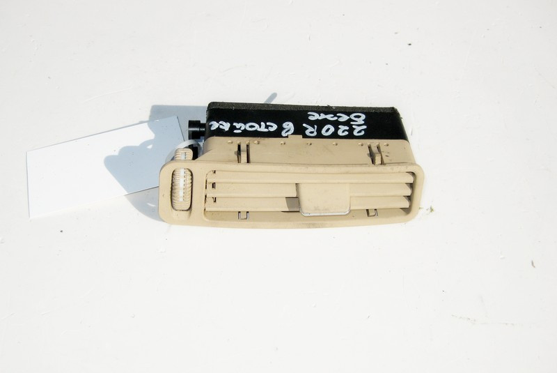 Mercedes-Benz  A2208301054 1434 Дефлектор правий у стійку "B" бежевий S-Class W220 Одесса - изображение 1