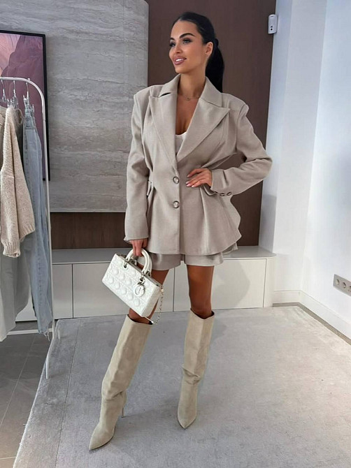 Жіночий теплий класичний костюм двійка: піджак і шорти кашемір + підклад Одеса - фото 3