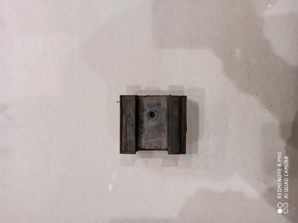 Подушка двигателя ГАЗ-53 передняя (копыто). 66-1001020 Харьков - изображение 1