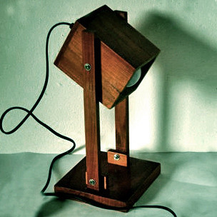Светильник настольный 