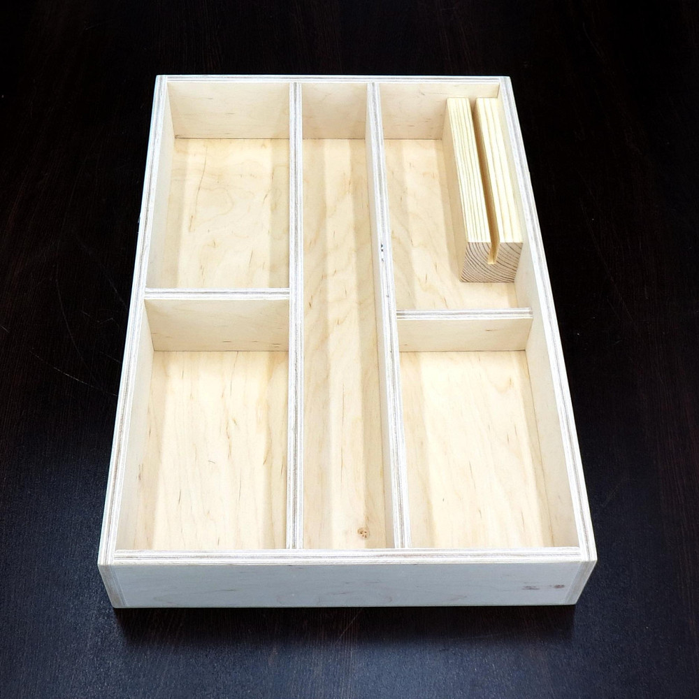 Лоток для столовых приборов 