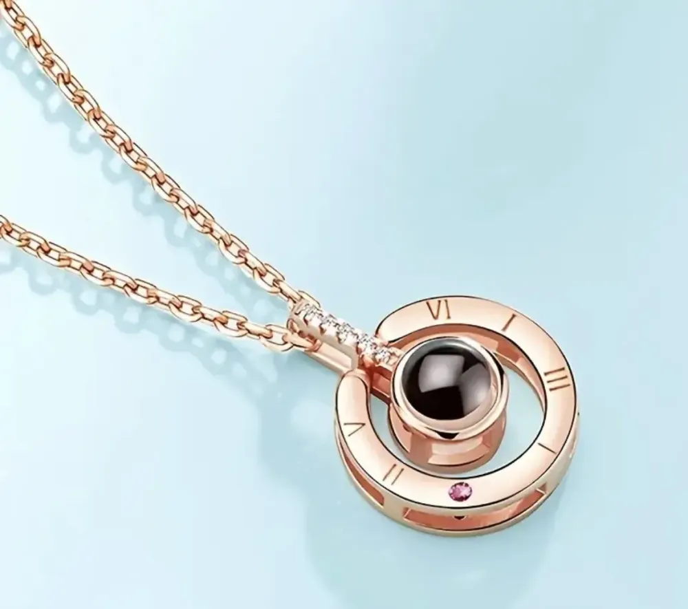 New Кулон подвеска с проекцией I love you Я тебя люблю на 100 языках мира в форме сердца Коломыя - изображение 7