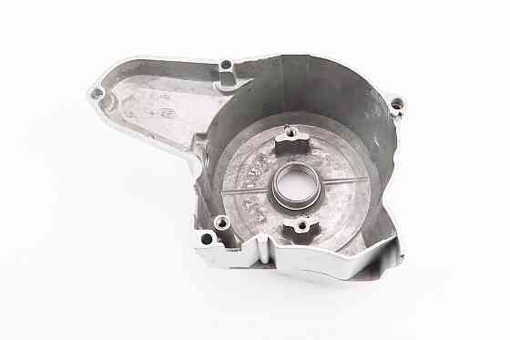 Кришка двигуна ліва (для статора магнето на 2 котушки) 70cc Киев