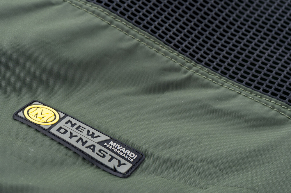 Карповый Мат на ножках для рыбы 104 x 64 см Mivardi 