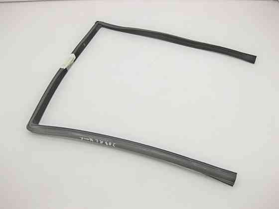 Mercedes-Benz  A2037350625 Ущільнювач опускного скла задніх лівих дверей C-Class S203 універсал Одеса