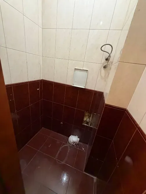 Здам приміщення в центрі міста. Театральний бульвар. 84 м2. Червона лінія з окремим входом, величезні вікна. 15 кВт електрики, вода і туалет. Дніпро - фото 8
