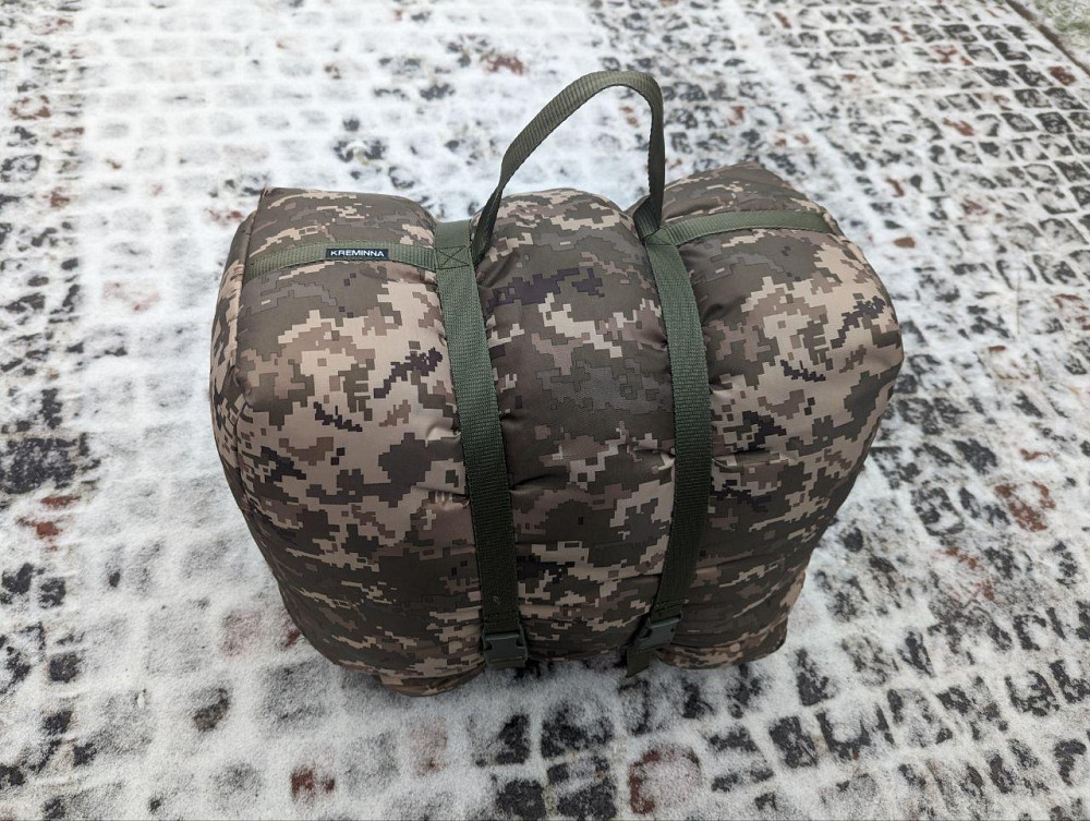 Армійський зимовий спальний мішок - 35 ВСУ зимовий Omni-Heat з підігрівом від USB Дніпро - фото 7