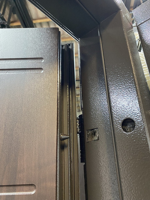 Двері вуличні Redfort, модель Паралель, комплектація Еліт (3 контури) Київ - фото 4