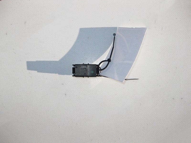 Mercedes-Benz  A2108208210 7C45 Кнопка склопідйомника заднього пасажира E-Class W210 C-Class W202 A-Class W168 Одесса - изображение 3