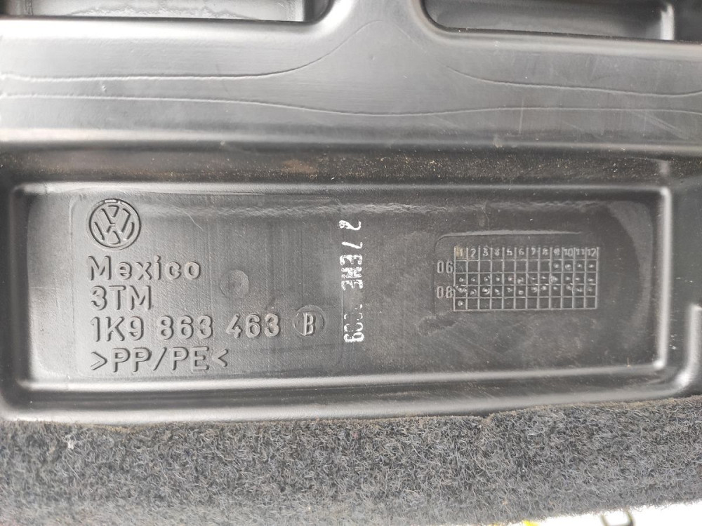 Коврик багажника VW Golf V 2003-2009 (1K9863463) універсал Ковель - фото 1