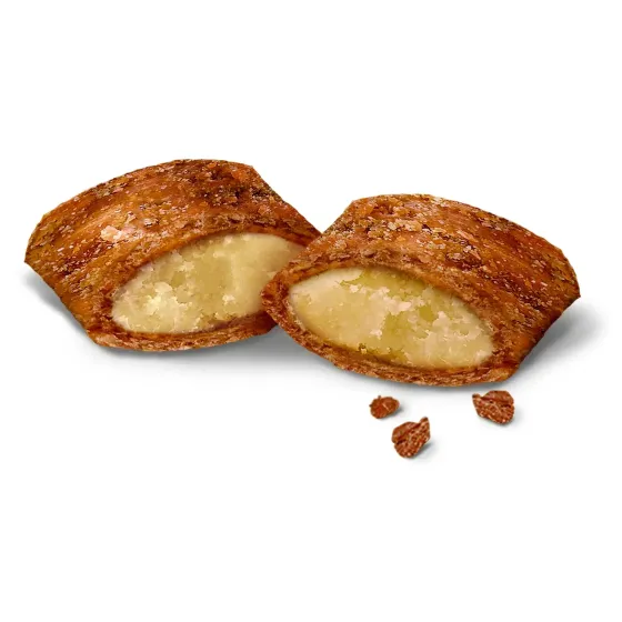 Хрустящее лакомство для кошек Vitakraft Crispy Crunch подушечки с кремовой начинкой с лососем, 60 г Винница