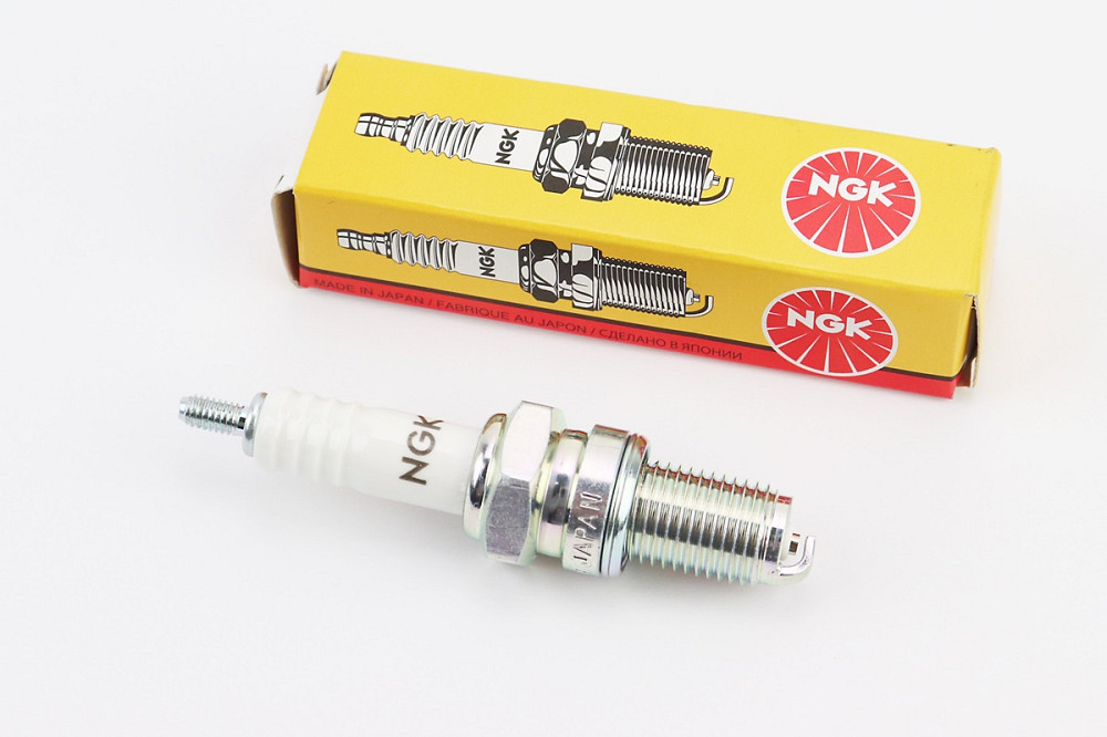 Свічка 4Т D8EA - M12 L18 - CG/CB/CH250/YP250 Київ - фото 1