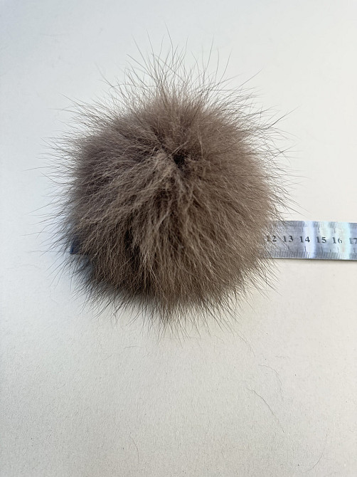 Помпони бубони хутряні песцеві на шапку 10-12см Коричневий Харків - фото 8