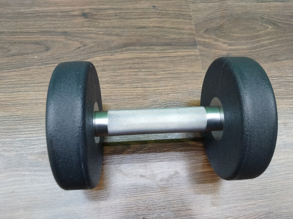 Гантель 7.5 кг цельная полиуретановая TECHNOGYM Киев - изображение 5