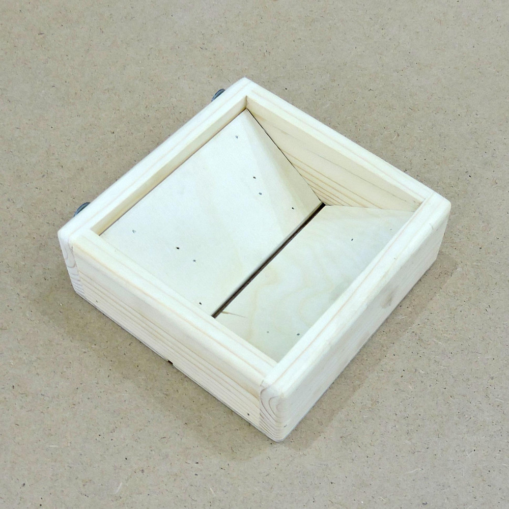 Держатель для туалетной бумаги 