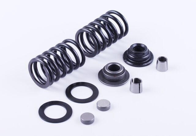 Клапанний механізм, к-т на 2 клапани: 12 елементів - 186F Мукачево - фото 1