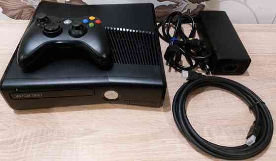 Приставка Xbox 360 Slim 320Gb. Freeboot Киев