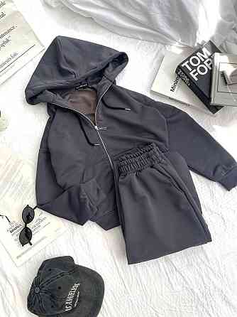 Женский прогулочный оверсайз костюм: кофта на молнии и штаны турецкая трехнить петля Графит Одесса