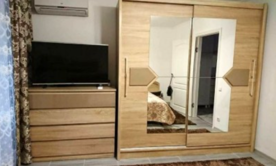 Шафа 2Д 200 см Аляска Дуб апріл / Мусонне дерево Львів