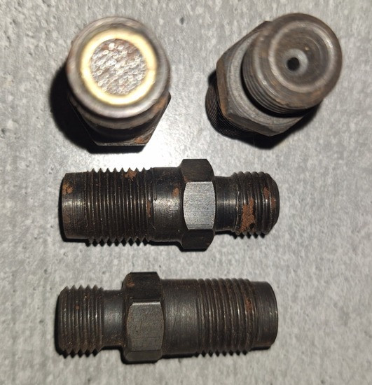 Штуцер форсунки Утн-‎‎3-1112154-01 Суми - фото 1