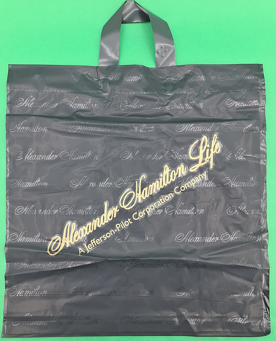 Пакет с петлевой ручкой  б 