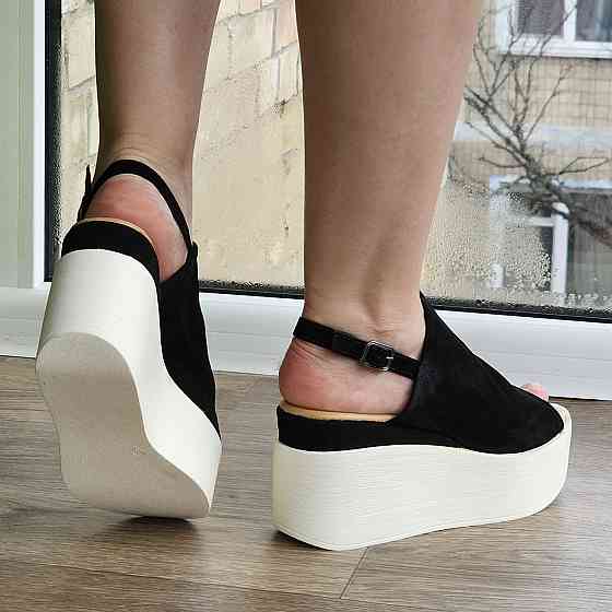 Жіночі Босоніжки на Танкетці Замшеві Сандалії на платформі Чорні Літні (розміри: 36,37,38,39,40) — 47 Дніпро