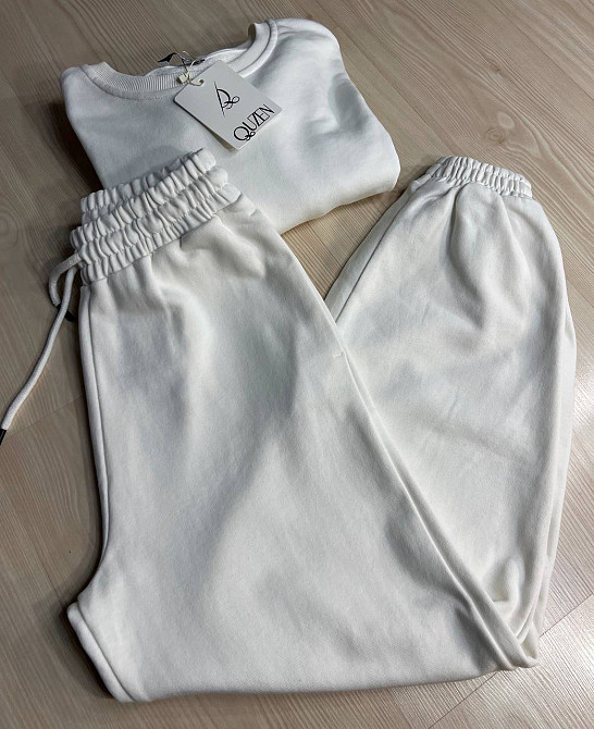 Костюм женский Quzen 470-471 свитшот и джогеры на резинке оверсайз белый, белый, L Киев - изображение 13