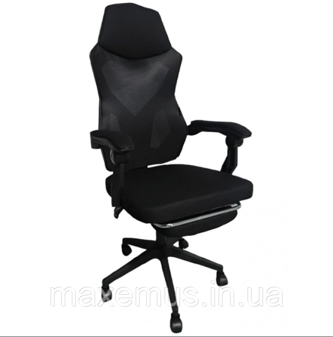 Современное офисное кресло для офиса с подставкой для ног Bonro B 918 Компьютерное кресло с системой качания черное Мостиска - изображение 1