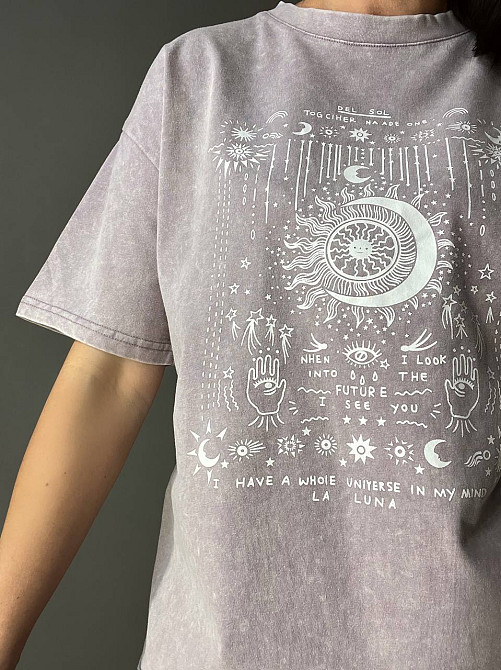 Футболка жіноча A-N 25062 оверсайз варена тай-дай з принтом місяць, бузковий, one size Київ - фото 2