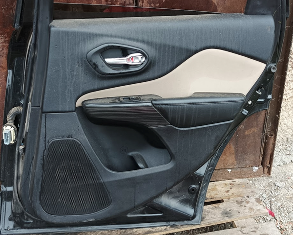 6MD201X9AB обшивка дверей беж Коломыя - изображение 1