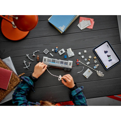 Конструктор LEGO Super Heroes Человек-паук против Дока Ока: Сцена в метро (76321) Винница - изображение 9