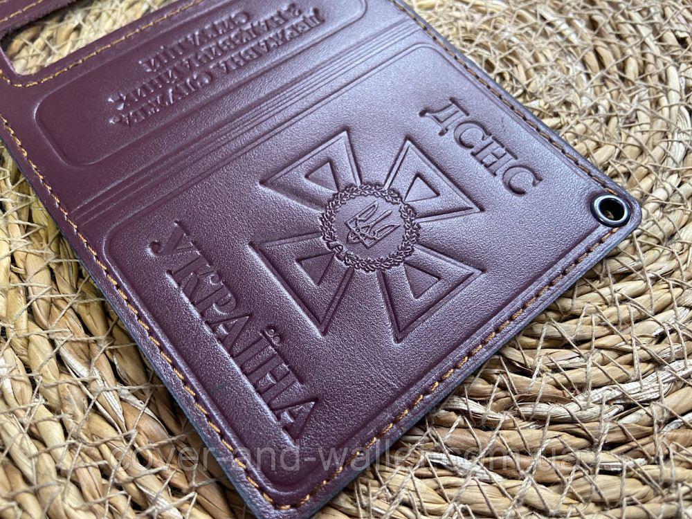 Кожаная обложка на пластиковое удостоверение ДСНС с шевроном Желтый Киев - изображение 3