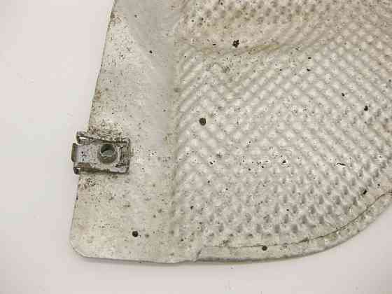 Mercedes-Benz  A1646823671 Захисний екран в тунелі вихлопної труби задній правий ML GL GLE Одеса