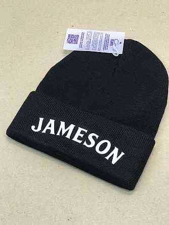 Тепла чорна шапка з написом Jameson. Чернівці