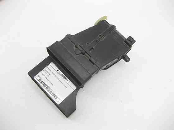 Mercedes-Benz  A2038300840 Повітряний канал вентиляції для ніг праворуч C-Class W203 G-Class W463 C-class W203 G-class W463 C-class S203 CL203 Sportco Одесса