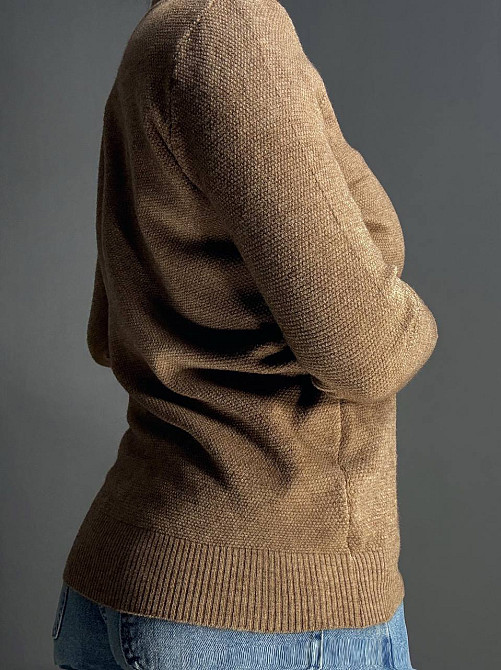 Светр жіночий A-N 02493 букле з ґудзиками тонкий і теплий базовий, коричневий, one size Київ - фото 15