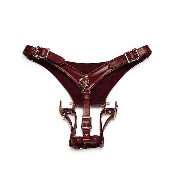 Шкіряні трусики для вібратора Liebe Seele Wine Red Forced Orgasm Strop, повністю регульовані Sex Aura Київ