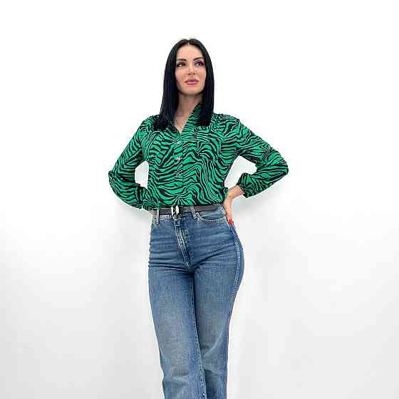 Жіноча блуза з принтом "Desert" оптом | Норма і батал | Розпродаж моделі Зелений, 50-52 Київ