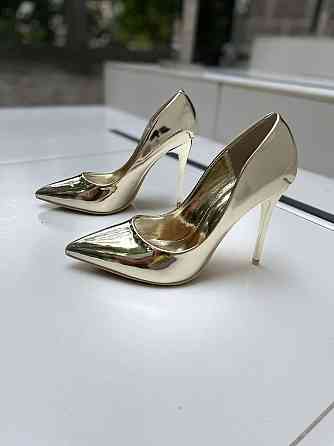 Comer Туфлі жіночі COMER золото еко-лак каблук 11см 40р (4960) Коломия