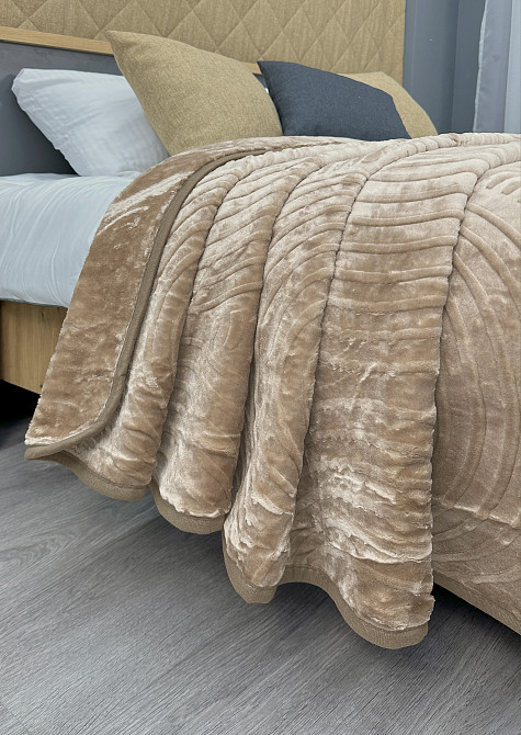 Покривало-плед "Преміум 3D-рельєф" ЄВРО 200х230 см колір бежевий (85-206) Київ - фото 8