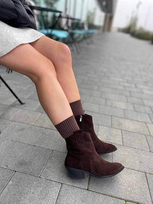 Edan Instruments Черевики жіночі EDAN шоколадні натуральна замша з хутром каблук 5см висота 11с Коломия - фото 4