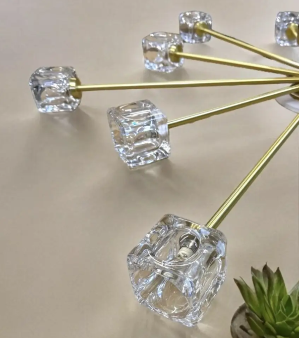 Світлодіодна люстра Нептун 8810-B (Золота) на 6+1 плафонів Вінниця - фото 5