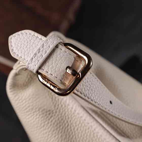 Зручна жіноча сумка з однією довгою ручкою із натуральної шкіри Vintage 22307 Біла Київ