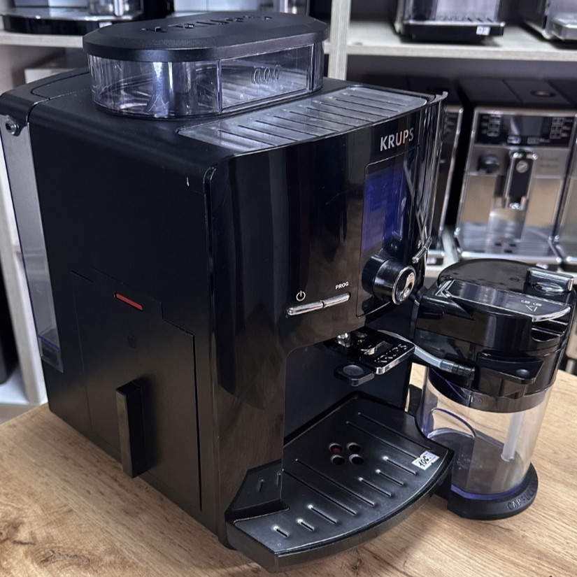 Кавомашина: Krups EA8298 з Молочним Стаканом! Харків - фото 3