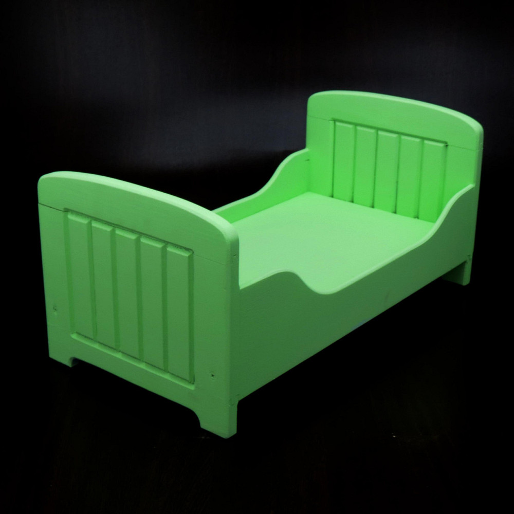 Кровать для кукол 