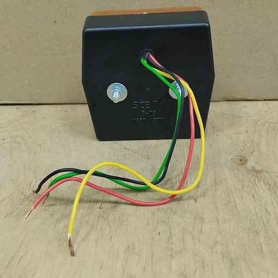 Ліхтар причепа діодний жовто-червоний на болтах з дротами (габарит, стоп, поворот) Вінниця