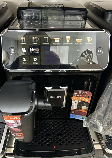 Кавомашина: Philips Series 5400. Харків - фото 3